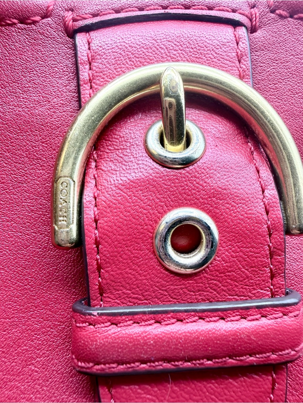 Coach Soho Leather Zip Around Accordion Wallet Red Brass Buckle - Picture 7 of 9